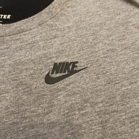 Mens Nike Long Tee - Size XL - 834648 091 - Picture 2 of 10